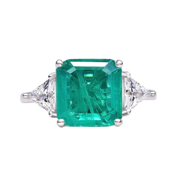 Emerald ring